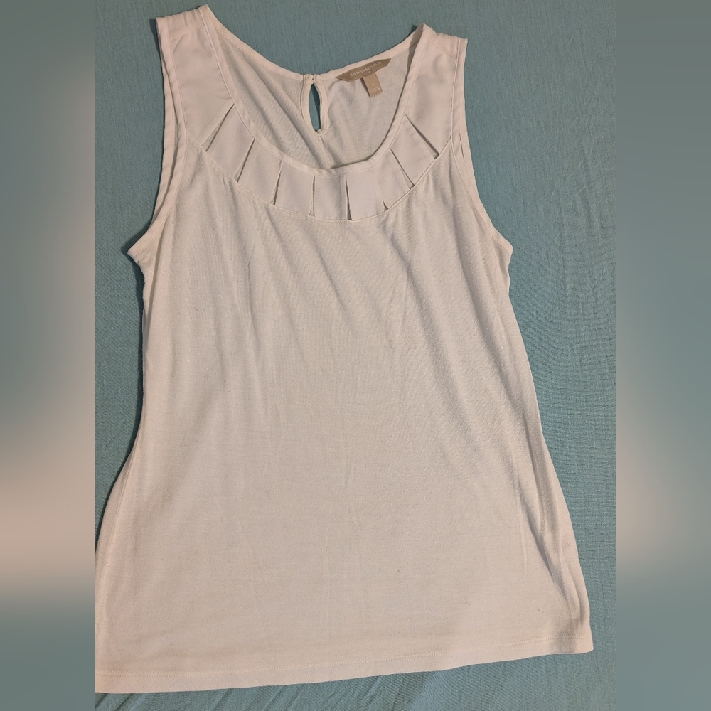 Banana Republic White Pleated Tank Top